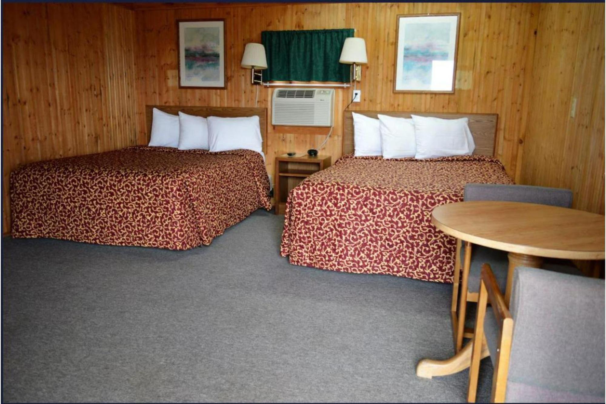 Green Acre Motel By Oyo Near Rush County Airport La Crosse Exterior foto